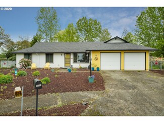 2115 NE 36th Ct, Gresham, OR 97030