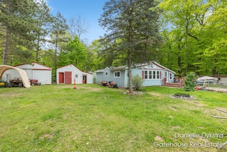 11660 Wren Dr, Lakeview, MI 48850