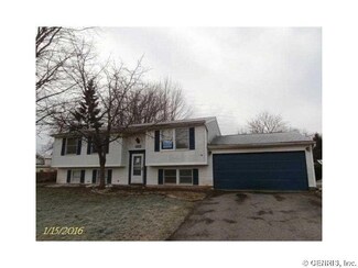 3324 Wildflower Dr, Walworth, NY 14568