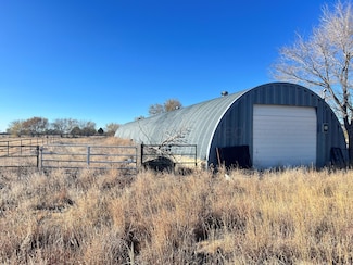 1206 Rock Island Ave, Channing, TX 79018