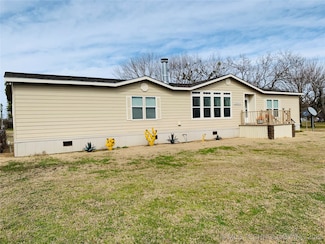 210 4th St, Pittsburg, OK 74560