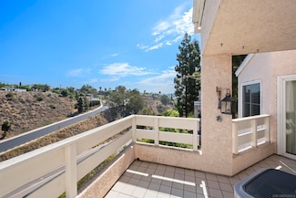 7243 Camino Degrazia, San Diego, CA 92111