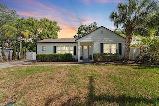 3125 W Fielder St, Tampa, FL 33611