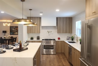 6214 Yarwell Dr, Houston, TX 77096