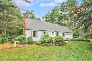 16 Old Farm Rd, Palmer, MA 01069