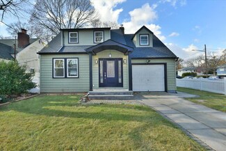 175 Pennsylvania Ave, Roosevelt, NY 11575