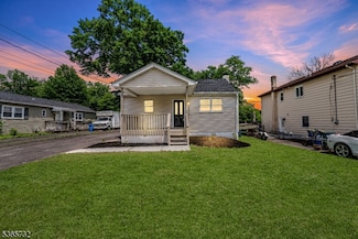 151 Maple St, Bridgewater, NJ 08807