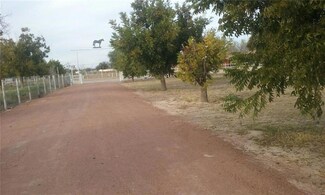 176 Jeff Jones Rd, Clint, TX 79836