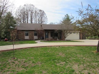 6520 Wenzel Rd, Alton, IL 62002