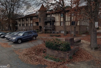 809 Camelot Dr, Atlanta, GA 30349