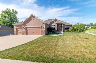 4702 Donnelly Dr, Saint Joseph, MO 64506