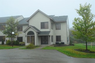 5042 Summit Dr, Somerset, PA 15501