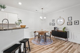 4100 W Worley St Unit 303, Columbia, MO 65203