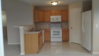 28813 Cullen Dr Unit BLDG1, Romulus, MI 48174