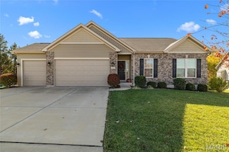 232 Mason Glen Dr, Lake Saint Louis, MO 63367