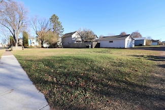 1104 3rd St W, Ashland, WI 54806