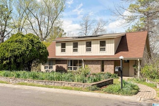 302 Crest Dr, Birmingham, AL 35209