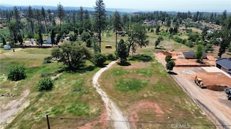 1380 Pearson Rd, Paradise, CA 95969