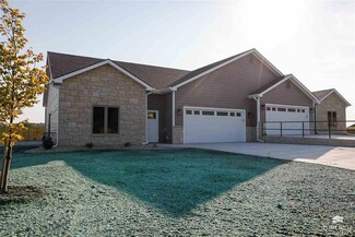 4111 Scenic Crossing, Manhattan, KS 66503