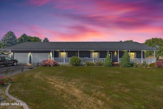 87 Spring Hill Ln, Selah, WA 98942