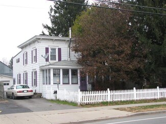 44 Oneida St, Oneonta, NY 13820