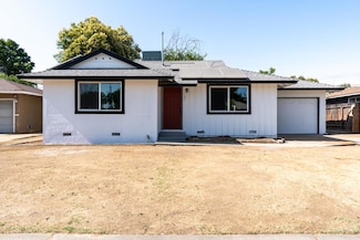 1934 W Pontiac Way, Fresno, CA 93705