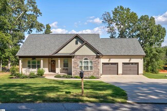 117 Pineview Dr, Easley, SC 29642