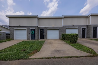 943 McClanahan Ln, Lexington, KY 40509