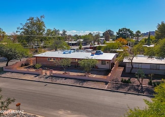 5272 E 4th St, Tucson, AZ 85711