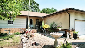 15829 N Wimpy Jones Rd, Garfield, AR 72732