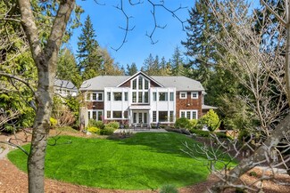 10417 NE Puget Bluff Ln, Bainbridge Island, WA 98110