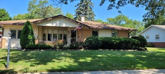 370 E Elk Grove Blvd, Elk Grove Village, IL 60007