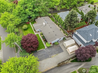 10215 126th Ave NE, Kirkland, WA 98033