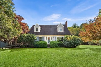 1 Colleen Dr, Lakeville, MA 02347