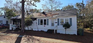 318 & 320 Calhoun Dr, Wilmington, NC 28412