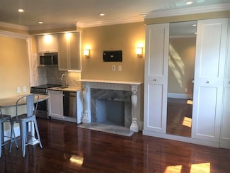 88 Charles St Unit 6, Boston, MA 02114