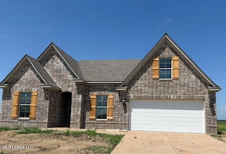 3131 Leatherman Dr, Lake Cormorant, MS 38641