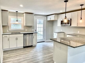 16 Allen Ct Unit 1, Northborough, MA 01532