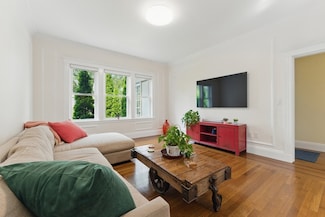 200 Winchester St Unit 1, Brookline, MA 02446