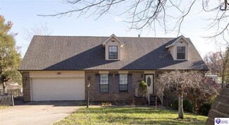 516 Terrace Dr, Radcliff, KY 40160