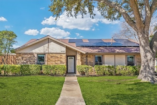 4027 Windy Crest Dr, Carrollton, TX 75007