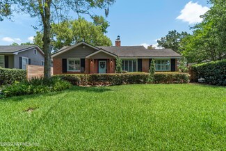 1061 Chatford Rd, Jacksonville, FL 32207