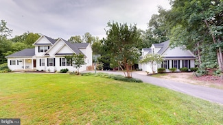 32 Misty Creek Ln, Fredericksburg, VA 22406