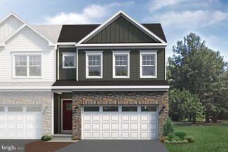 567 Brandywine Dr, State College, PA 16801