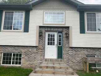 1225 Redpine Way, Kalamazoo, MI 49006