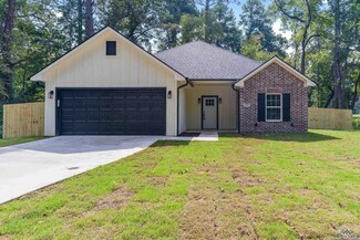 1004 Swinging Bridge Rd, Longview, TX 75604