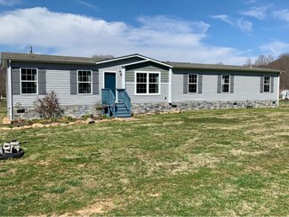 4813 Begley Rd, Big Stone Gap, VA 24219
