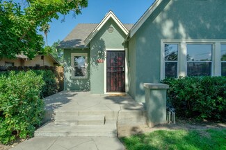 989 N Arthur Ave, Fresno, CA 93728