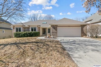 216 N 162nd St, Omaha, NE 68118