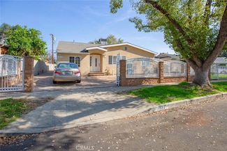 7822 Hazeltine Ave, Panorama City, CA 91402
